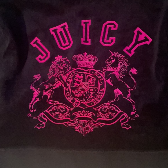 **SOLD** “Vintage” y2k Juicy Couture track jacket - Picture 3 of 5